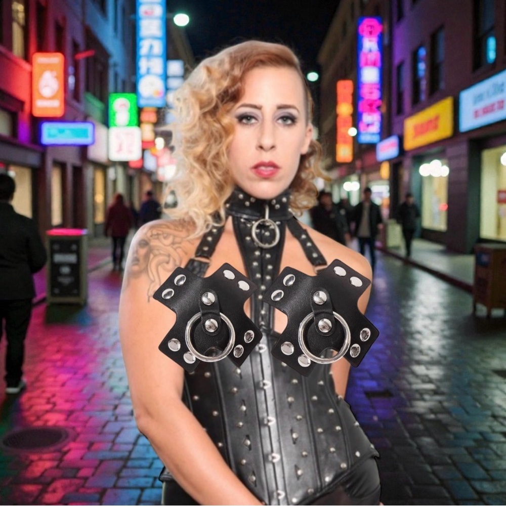 Black Leather Cross Pasties with Silver Rings - Picture 7 of 10